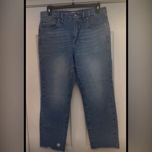 Women’s Good American Relaxed Fit Denim Jeans. Size 12/31.